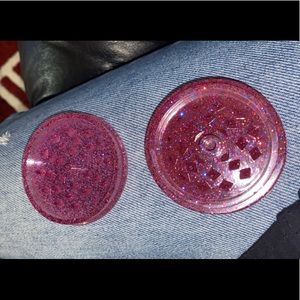 Epoxy resin grinders